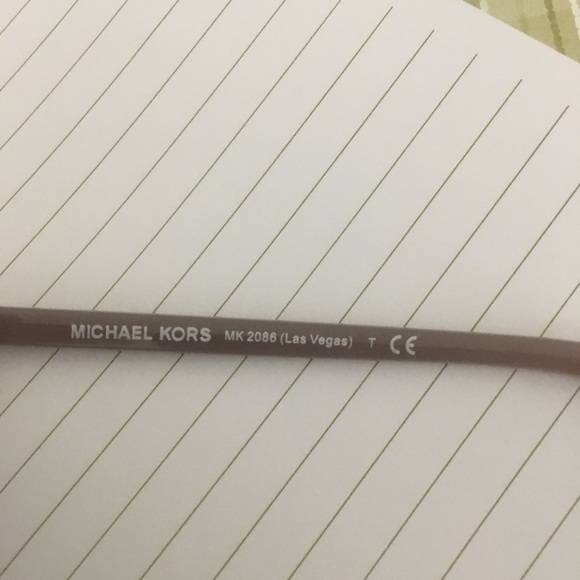 New Michael kors sunglasses - Picture 5 of 8